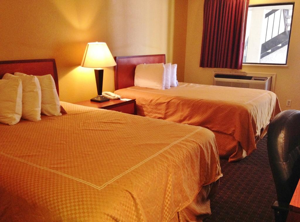 Americas Best Value Inn Yukon Δωμάτιο φωτογραφία