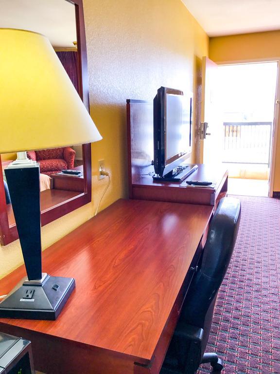 Americas Best Value Inn Yukon Εξωτερικό φωτογραφία