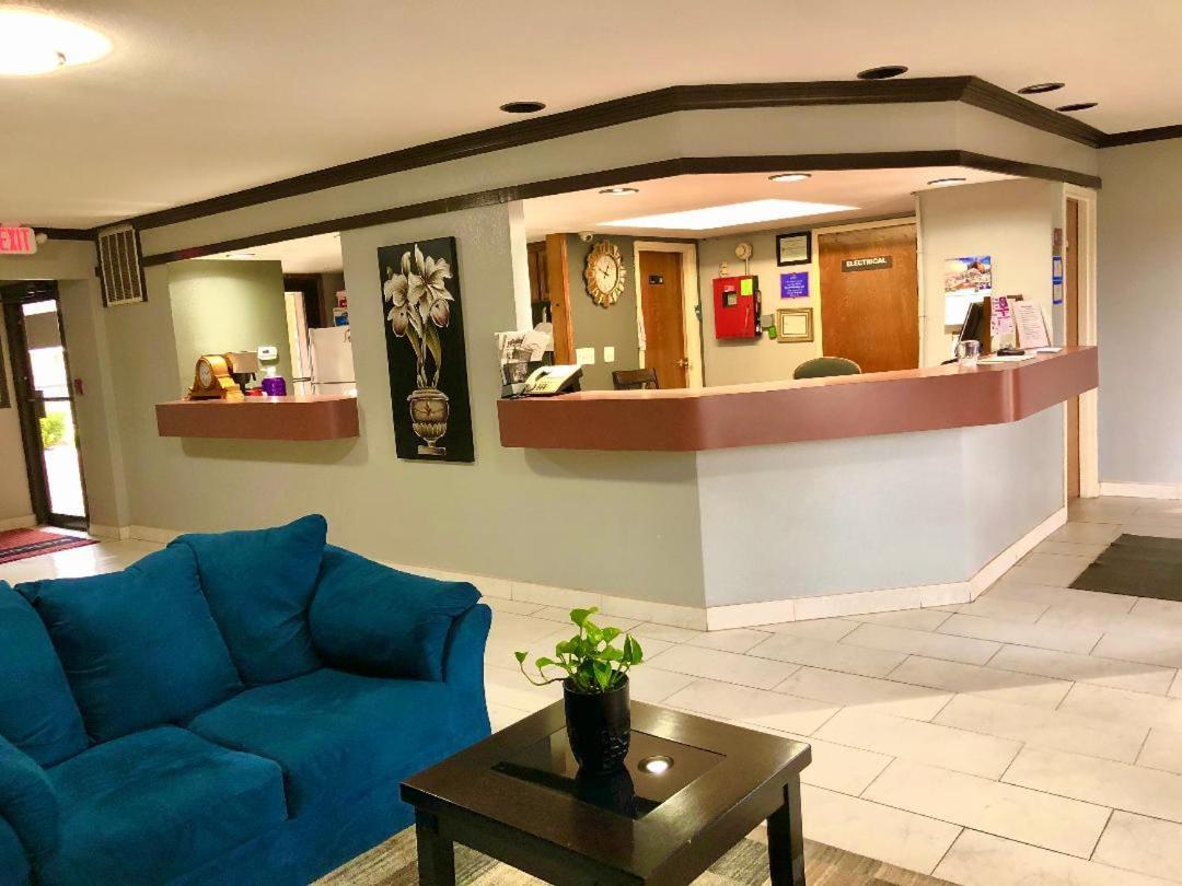Americas Best Value Inn Yukon Εξωτερικό φωτογραφία